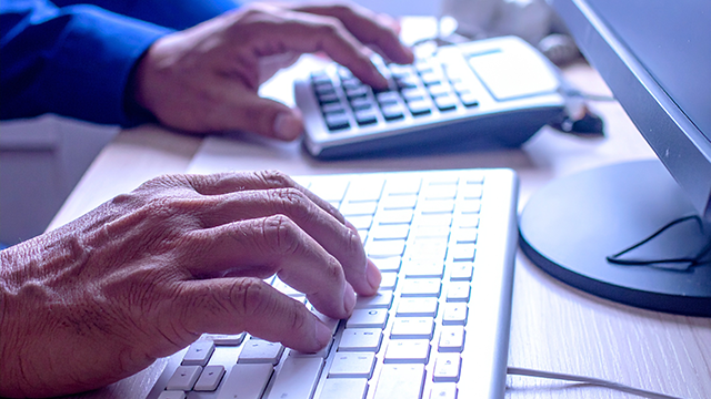 経理処理一括サービス 経理業務を電子化し一元管理するサービス